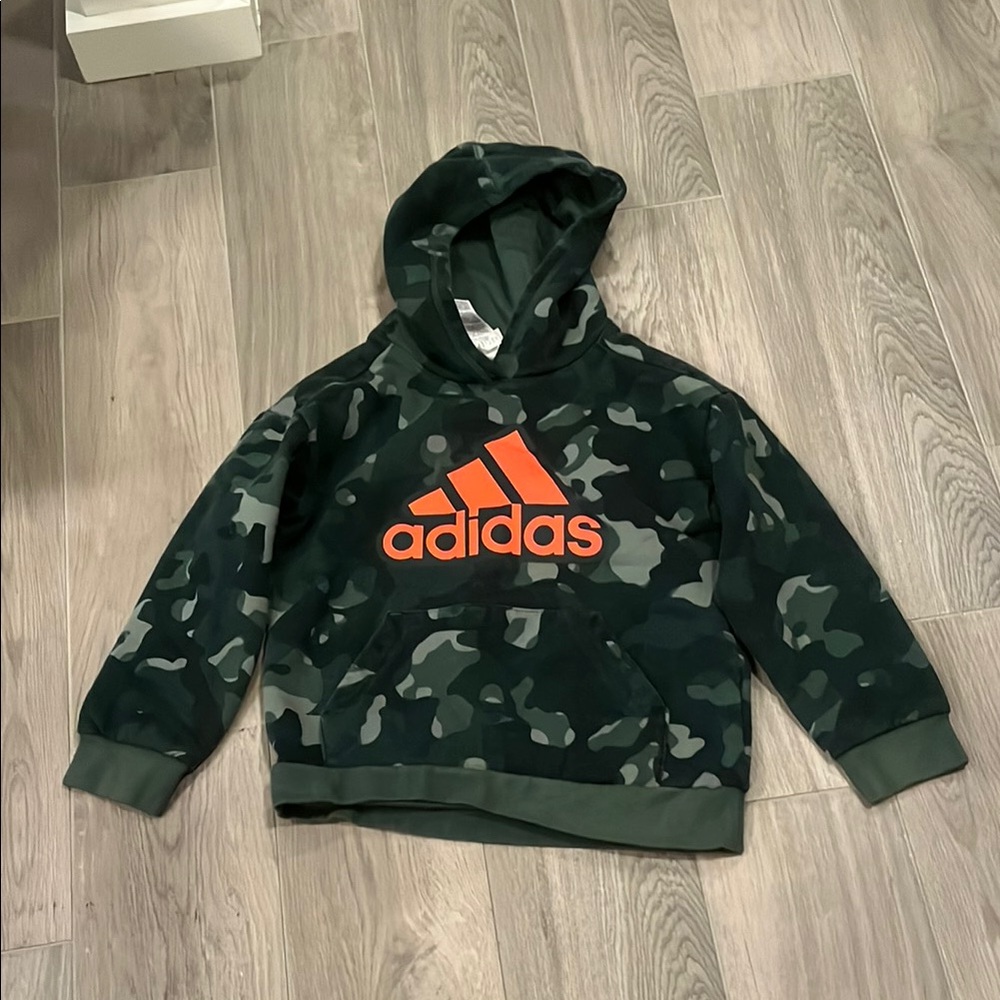 Adidas Boys Green and Orange Sweatshirt Size: 7